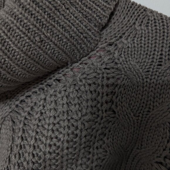 Amalli Talli Grey Knit Turtleneck Sweater size Medium Tall - Picture 4 of 10